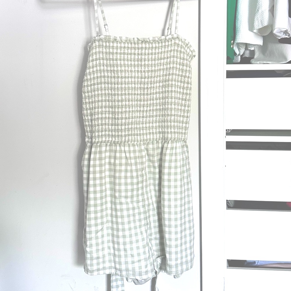 A&F Strapless Romper - Picture 4 of 9
